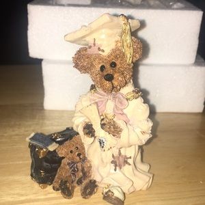 Boyd’s Collection “Bailey The Graduate”